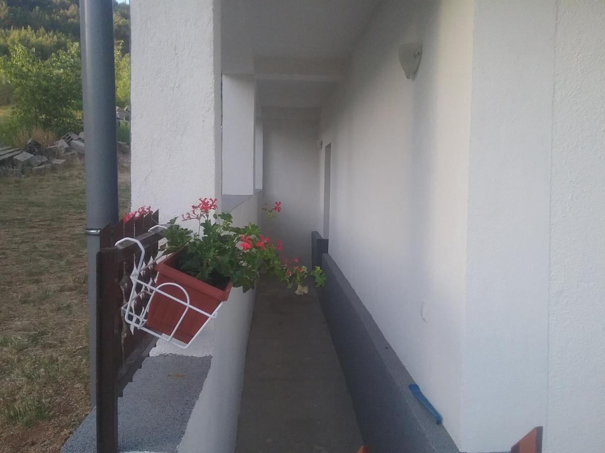 Milda+M Apartment Skradin Exterior photo