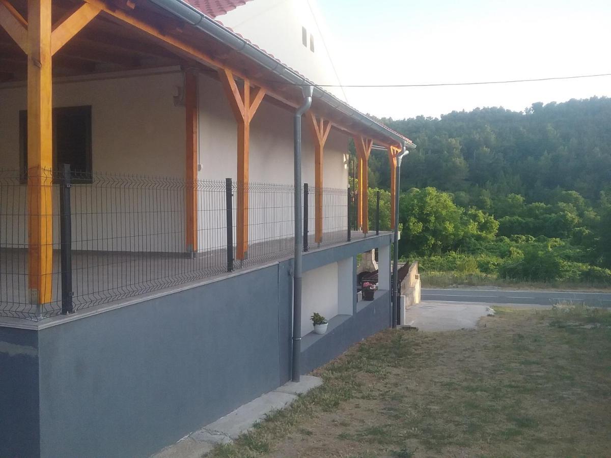 Milda+M Apartment Skradin Exterior photo