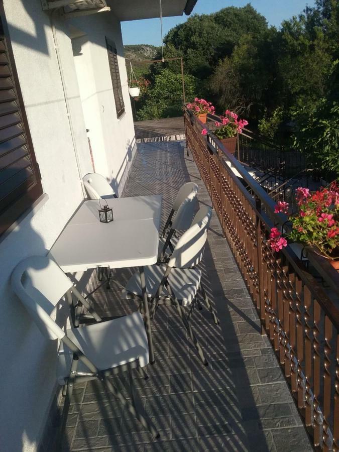 Milda+M Apartment Skradin Exterior photo